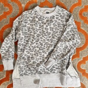 American Eagle Outfitters Gray Leopard Print Sweater